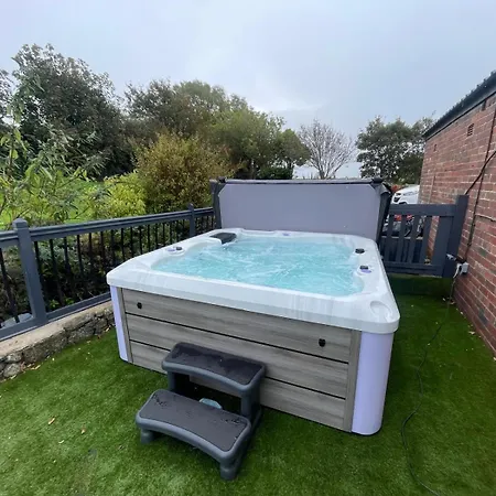 Millstream Barn By Prestige properties sa Millom